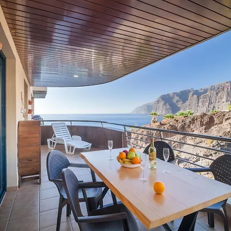 Tenerife Break - Balcon De Gigantes * Puerto de Santiago (Tenerife)